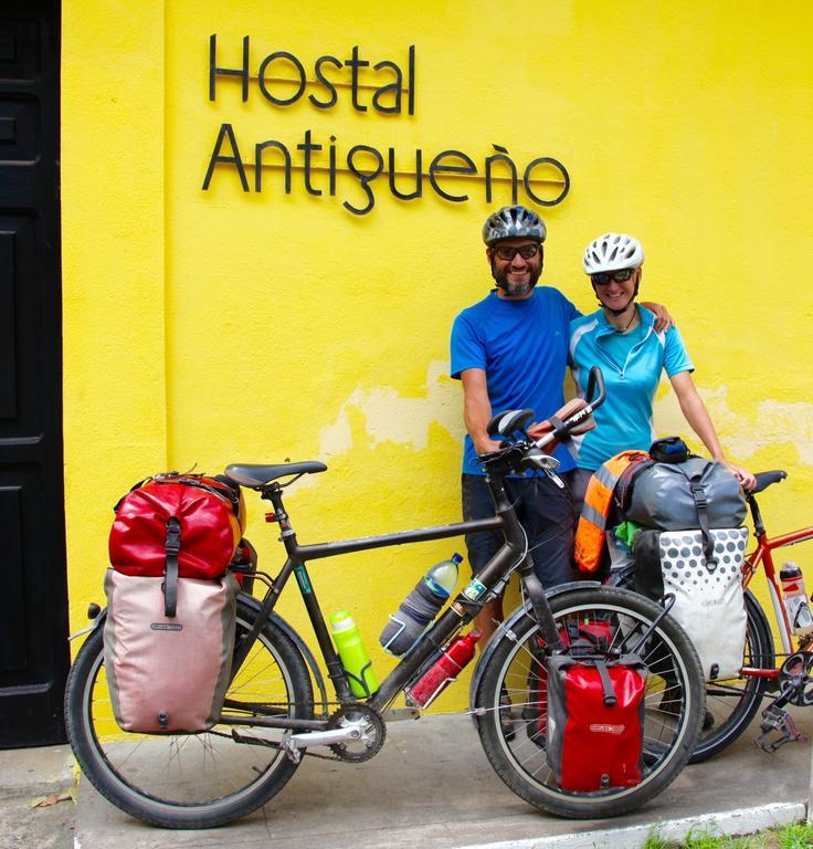 Hostal Antigueeno Antigua Exterior photo